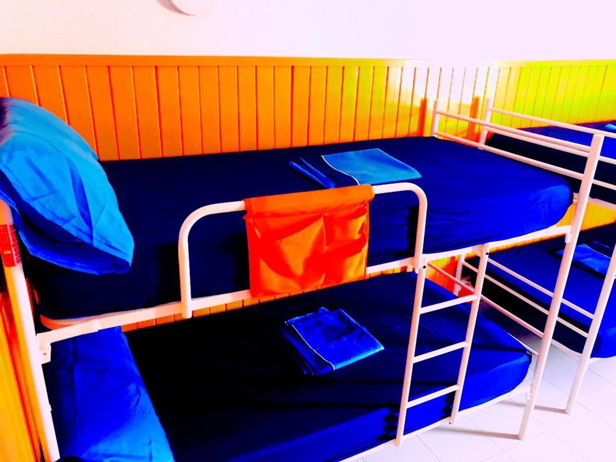 Larios Cool Hostel Málaga Exteriör bild